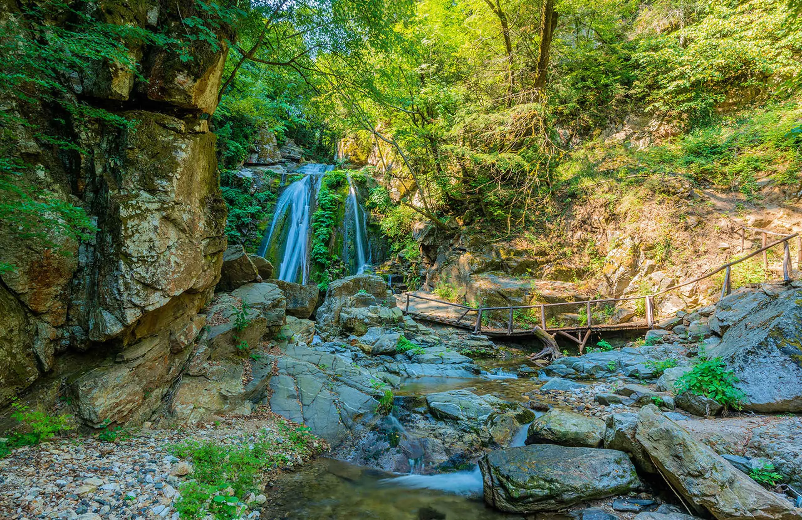 Hiking in Sithonia: Best Trails & Seasons near Cocoon Sarti