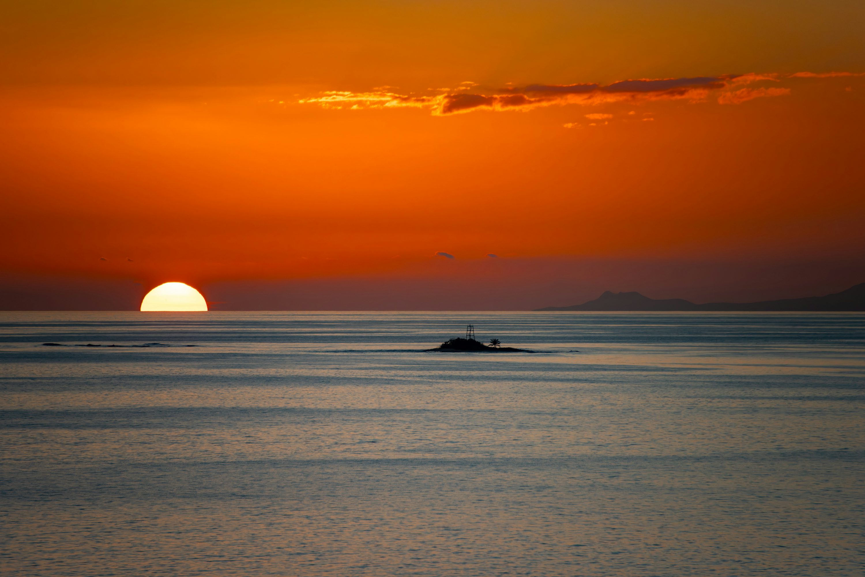 Sithonia Sunsets: The Best Spots & Viewing Tips